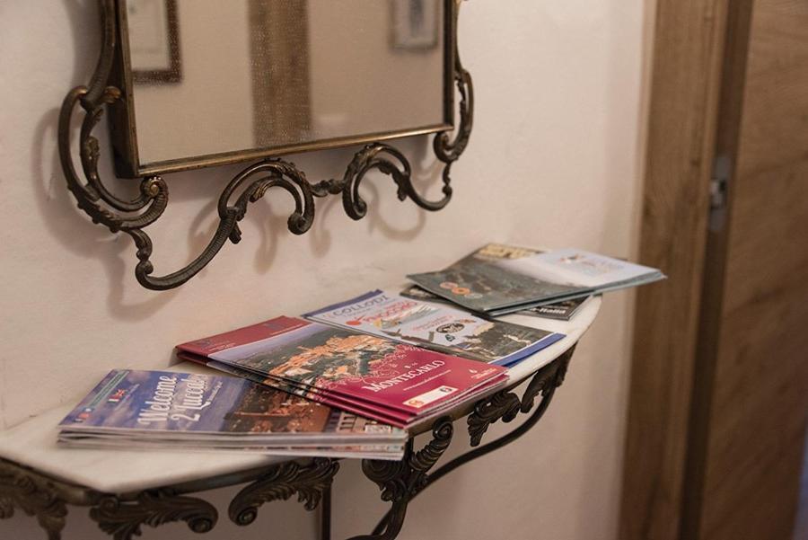Affittacamere Come A Casa Borgo a Buggiano Exteriör bild